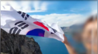 韩国博主在长白山天池景区挥舞韩国旗被当场制止，景区工作人员回应